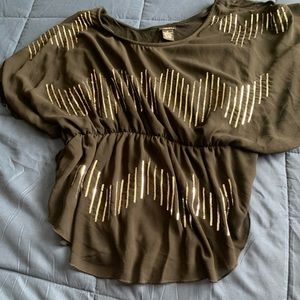 Rue21 Brand Woman’s Blouse, size L